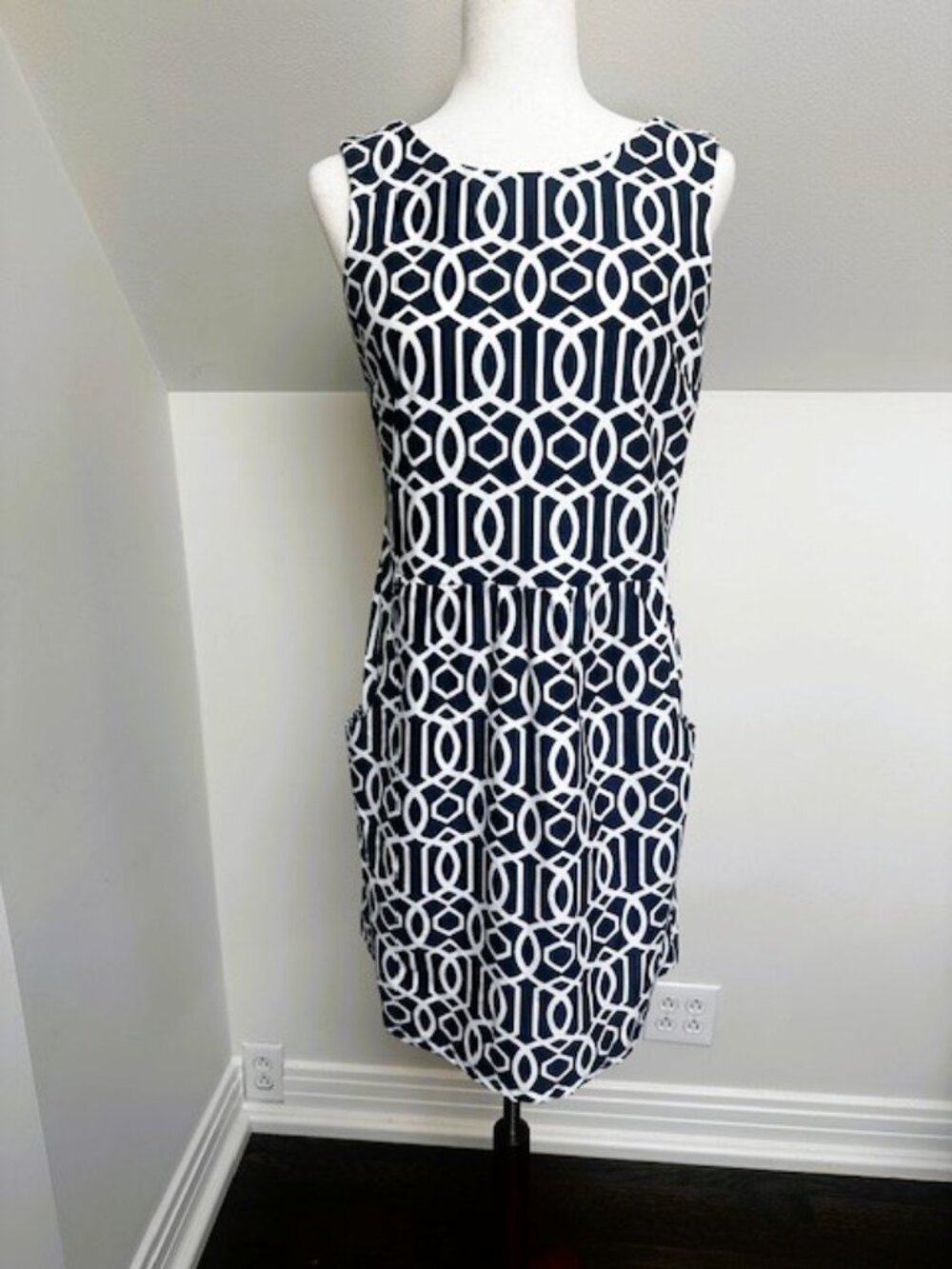Jude Connally "Mary Pat" Garden Gate Geometric Navy and White Dress Medium